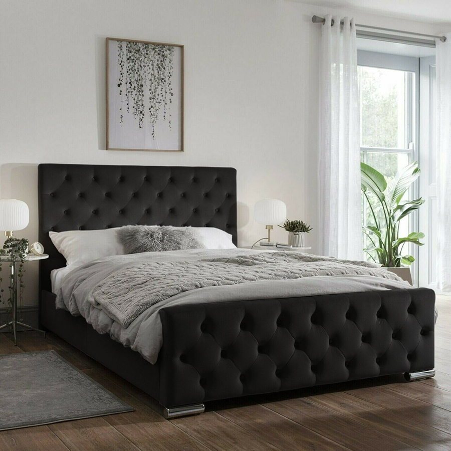 Tryfan 6ft Plush Black Velvet Buttoned Bed