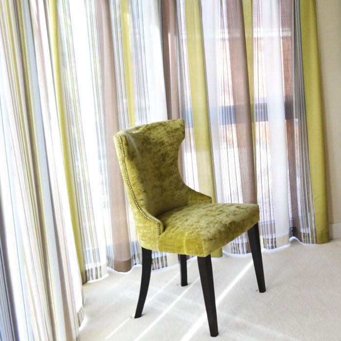 Bespoke Verges Velvet Studded Feature Chair